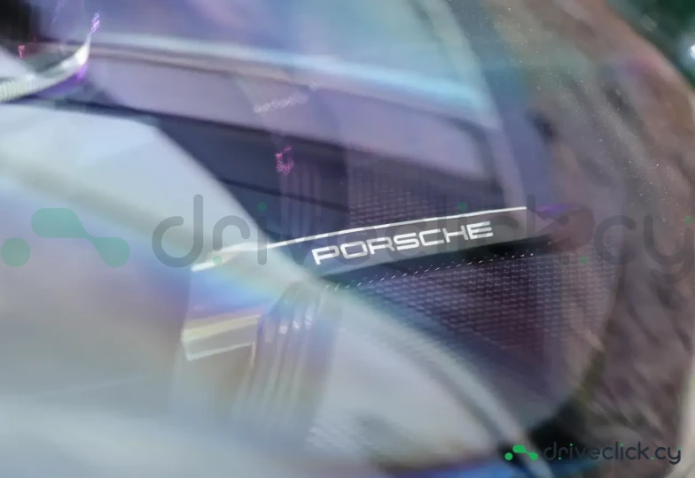 Porsche Panamera Green