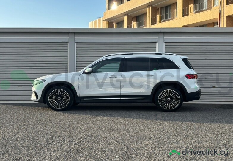 Mercedes EQB Белый