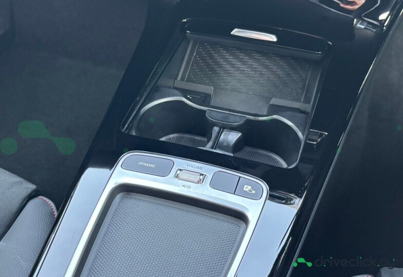 Mercedes CLA-class White