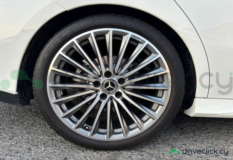 Mercedes CLA-class White