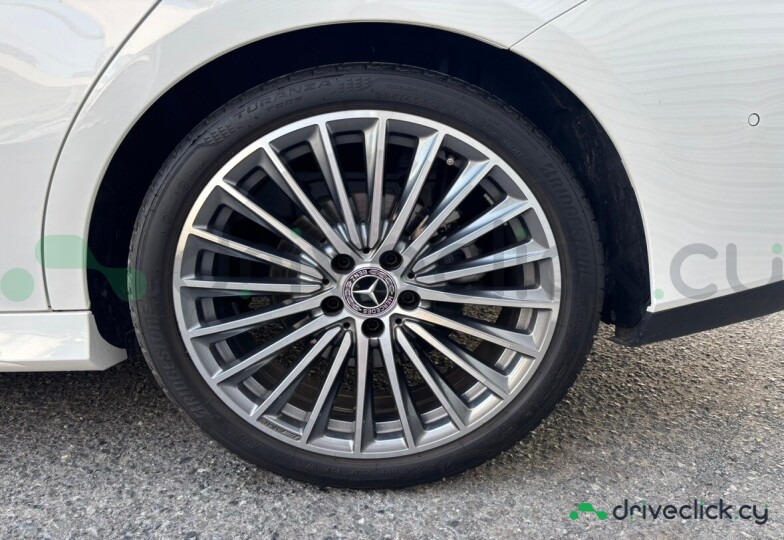 Mercedes CLA-class White