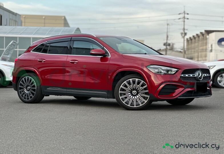 Mercedes CLA-class Red