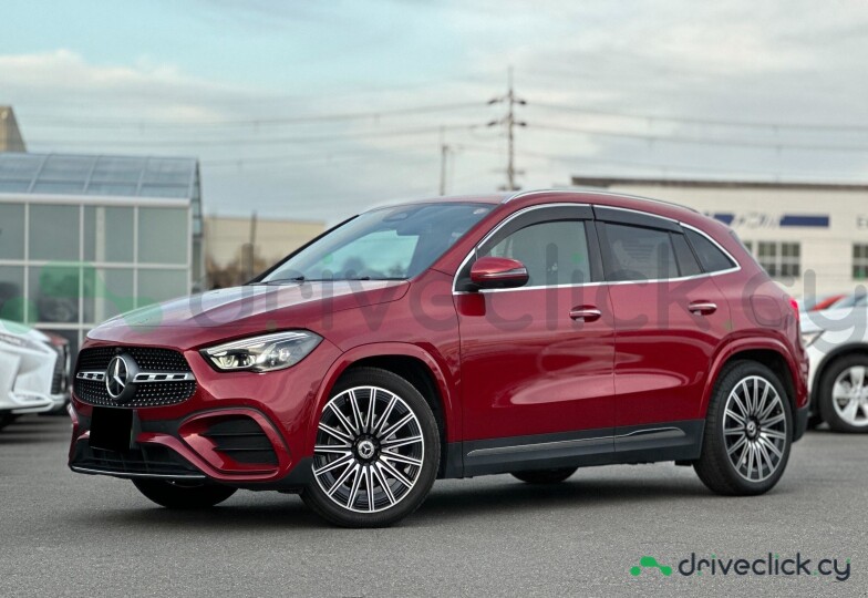 Mercedes CLA-class Red