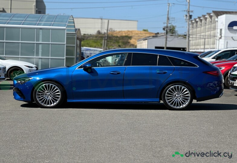 Mercedes CLA-class Blue
