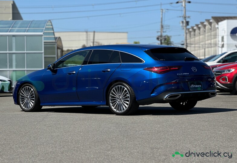 Mercedes CLA-class Blue