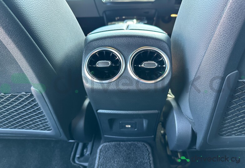 Mercedes CLA-class Blue