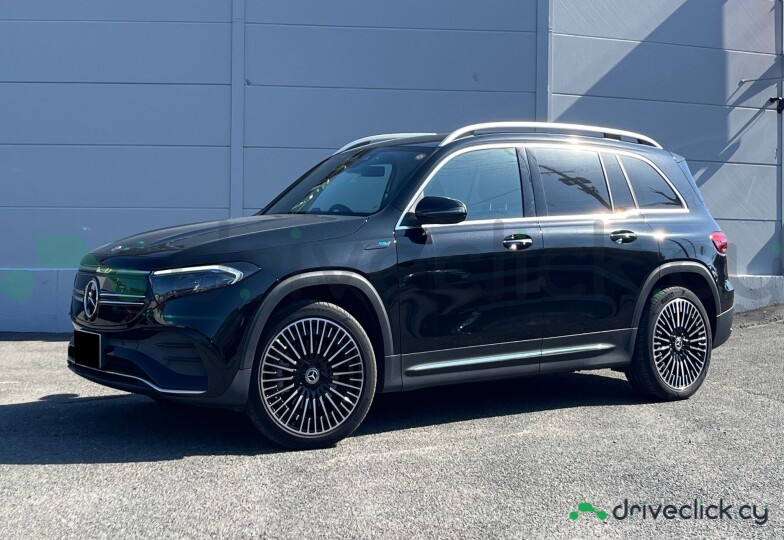 Mercedes EQB Черный