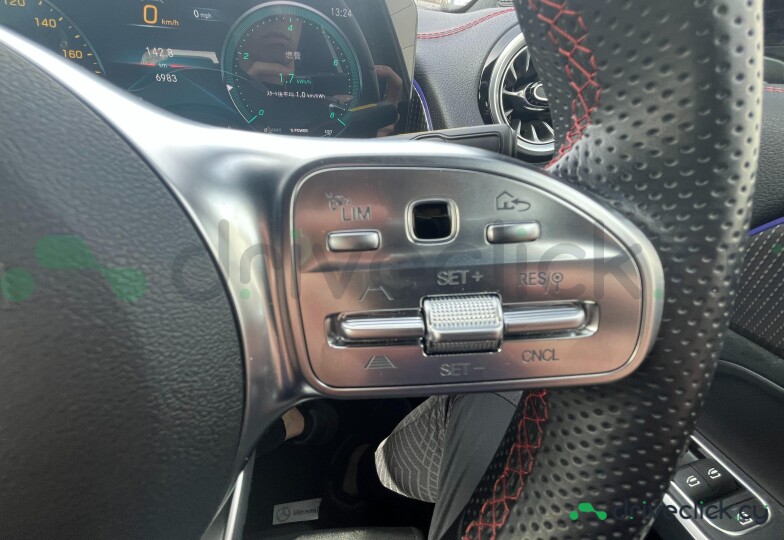 Mercedes EQB Черный