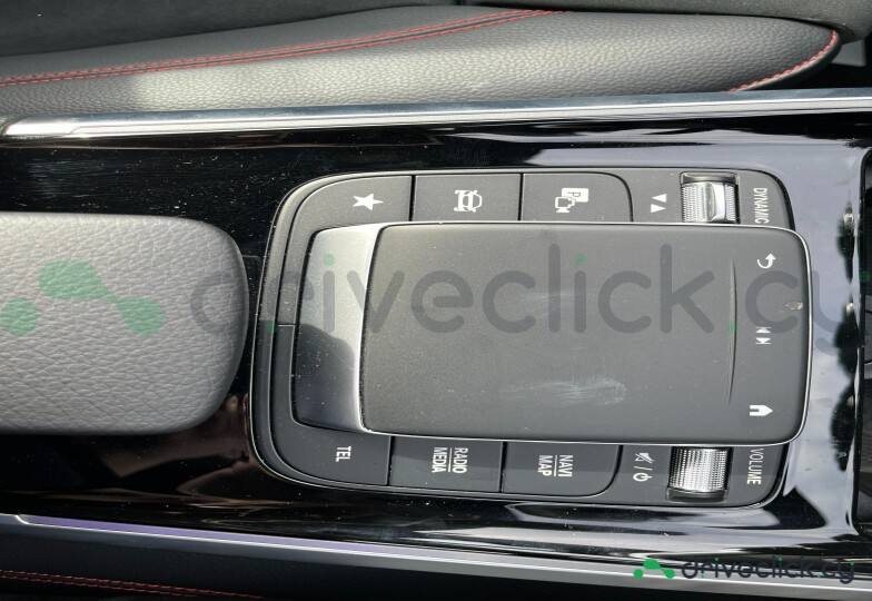 Mercedes EQB Черный