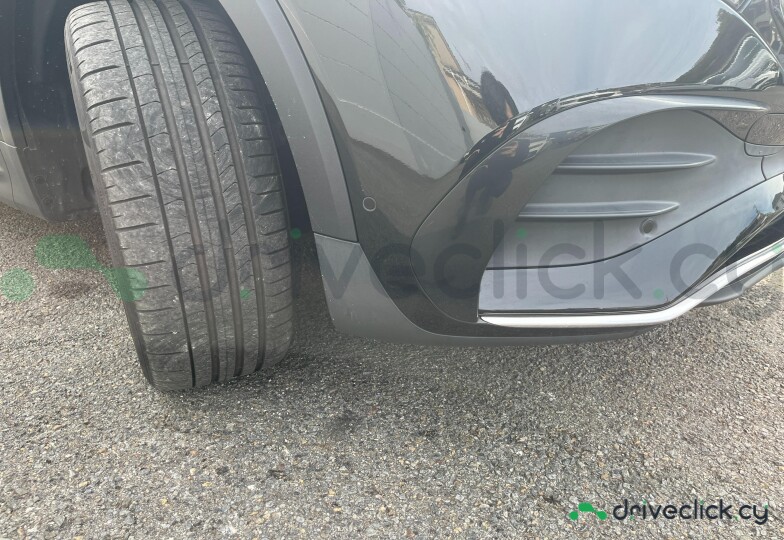 Mercedes EQB Черный
