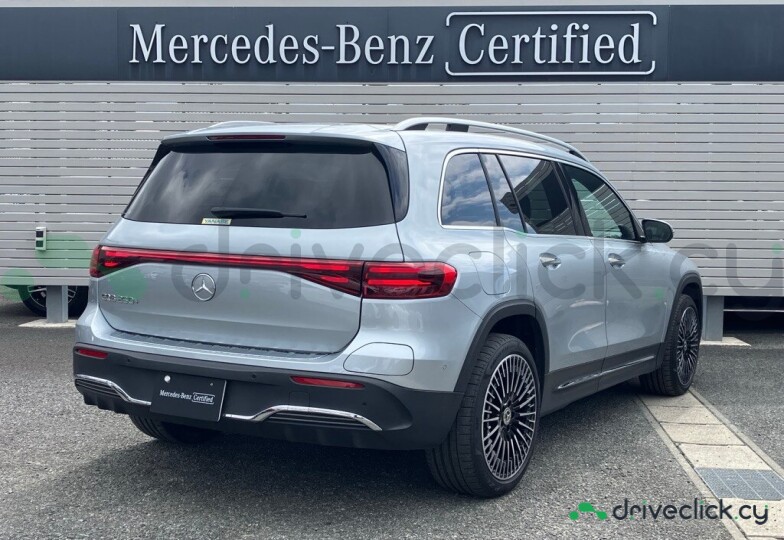 Mercedes EQB Серый