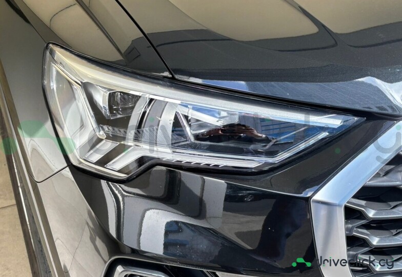 Audi Q3 Sportback Черный