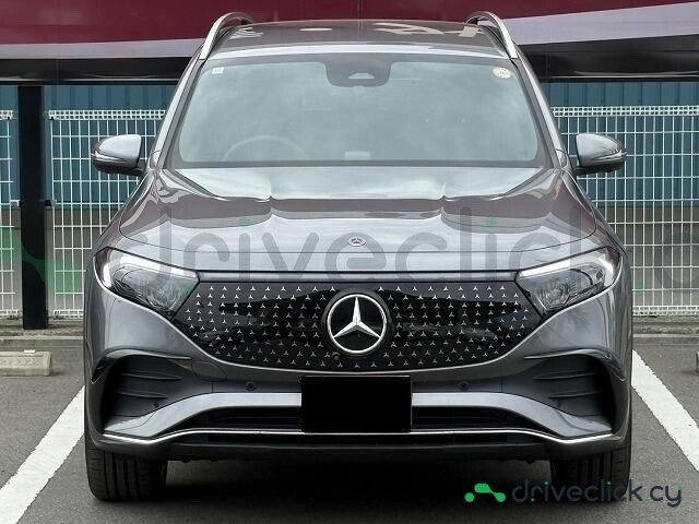 Mercedes EQB Серый