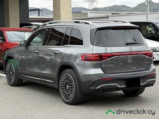 Mercedes EQB Серый