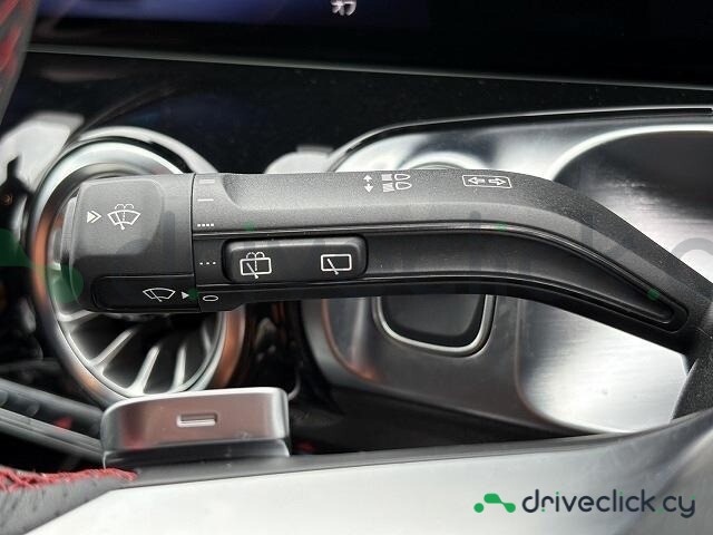 Mercedes EQB Серый