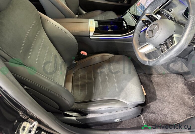 Mercedes C-class Black