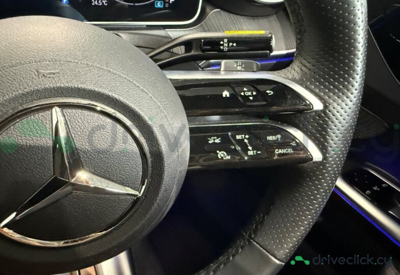 Mercedes C-class Black