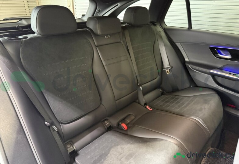 Mercedes C-class Black