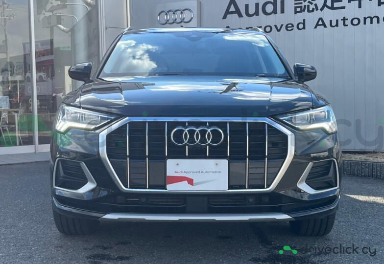 Audi Q3 Black
