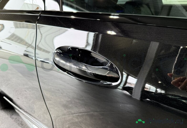 Mercedes C-class Black