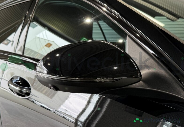 Mercedes C-class Black