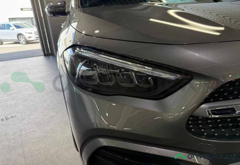 Mercedes GLA-class Grey