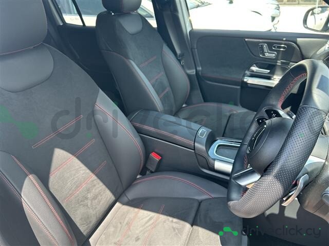 Mercedes GLB-class White