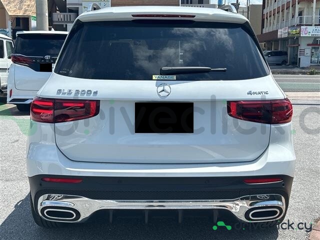 Mercedes GLB-class White