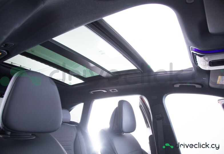 Mercedes GLC-class Красный