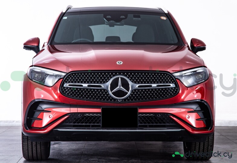 Mercedes GLC-class Красный