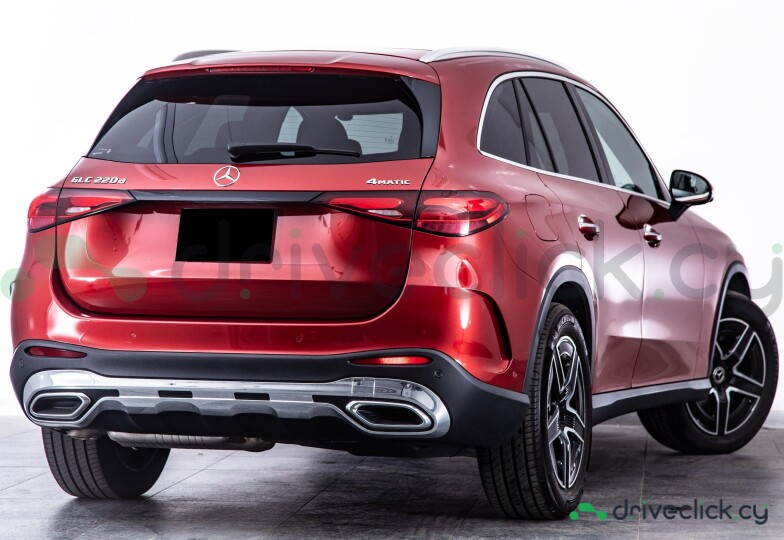 Mercedes GLC-class Красный