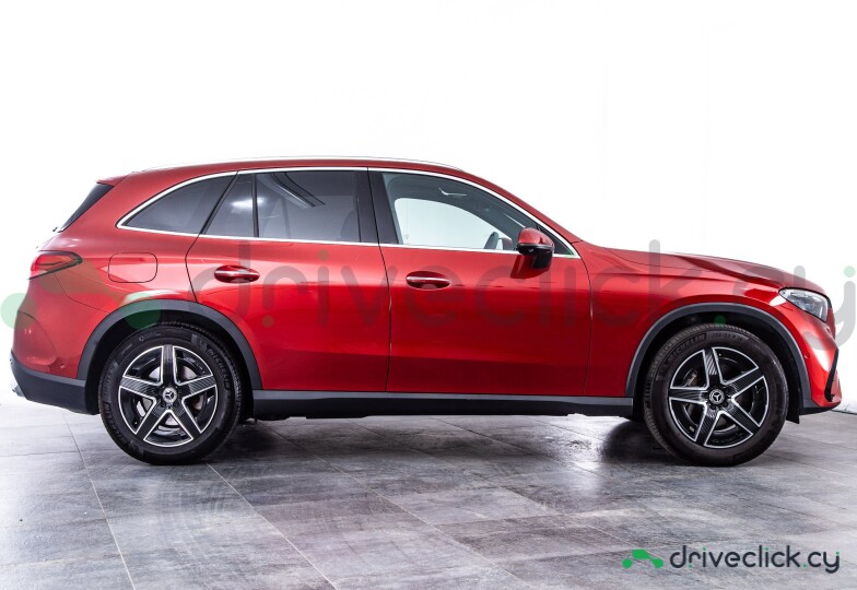 Mercedes GLC-class Красный