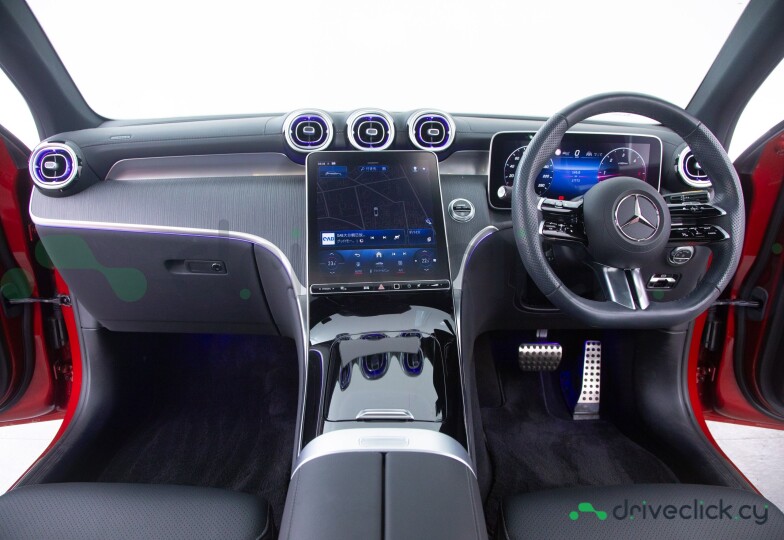 Mercedes GLC-class Красный