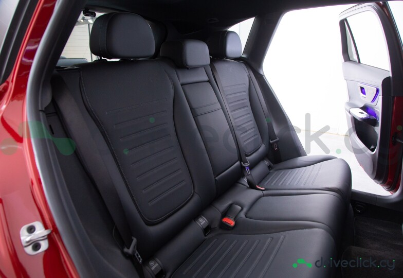 Mercedes GLC-class Красный