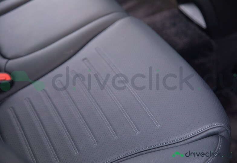 Mercedes GLC-class Красный