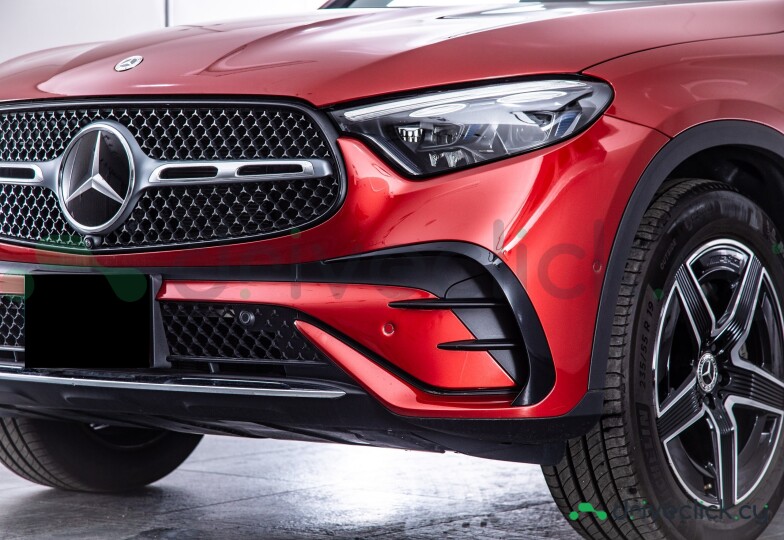 Mercedes GLC-class Красный