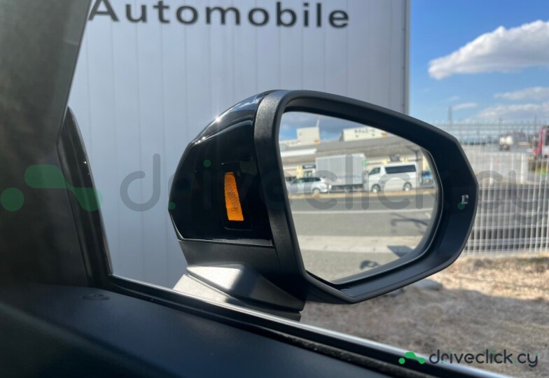 Audi Q3 Black