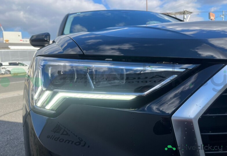 Audi Q3 Black