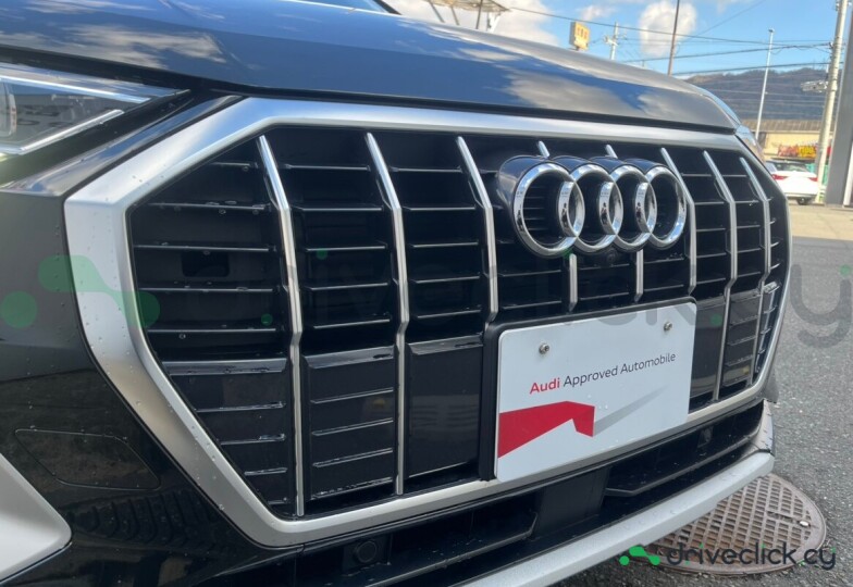 Audi Q3 Black