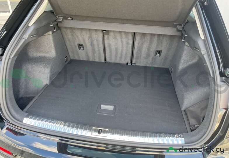 Audi Q3 Black