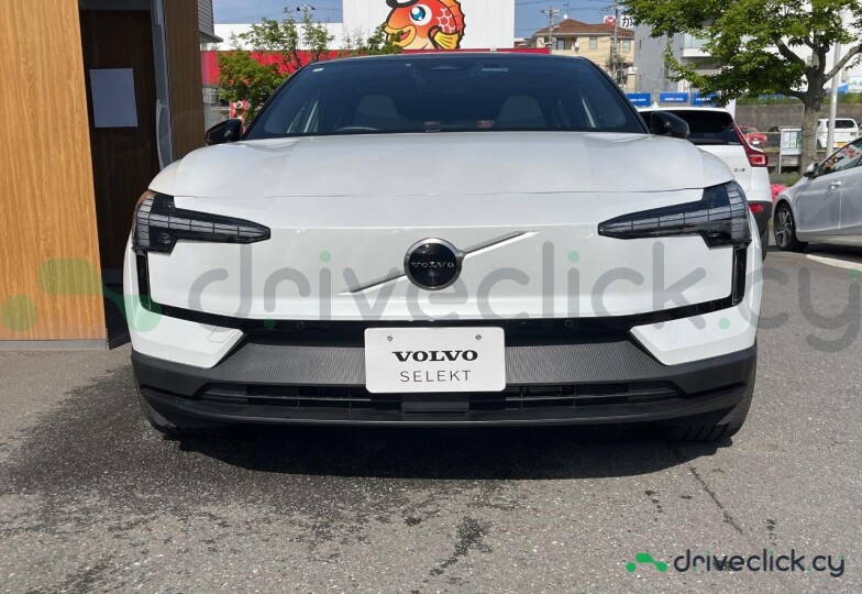 Volvo EX30 Белый