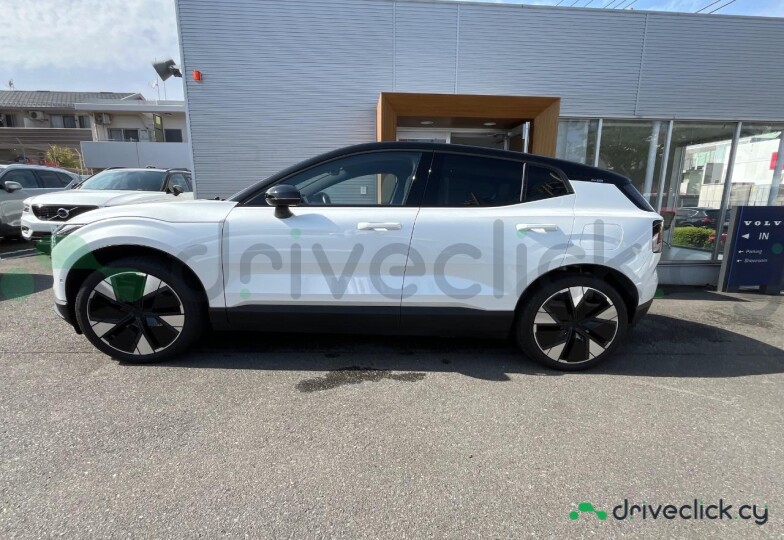 Volvo EX30 Белый