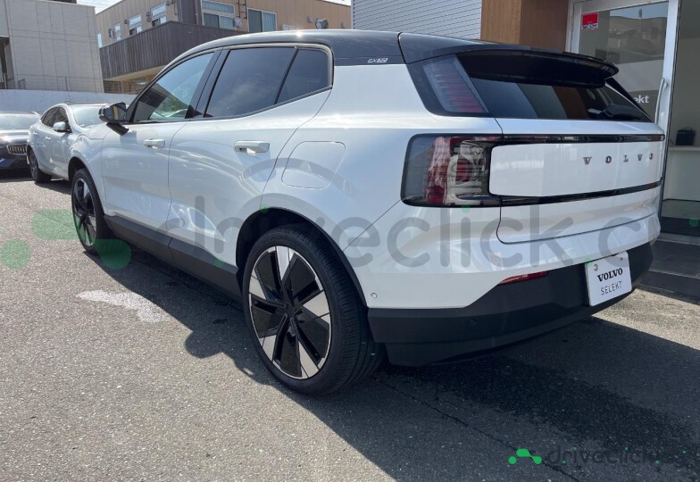 Volvo EX30 Белый