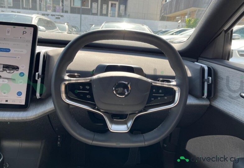 Volvo EX30 Белый