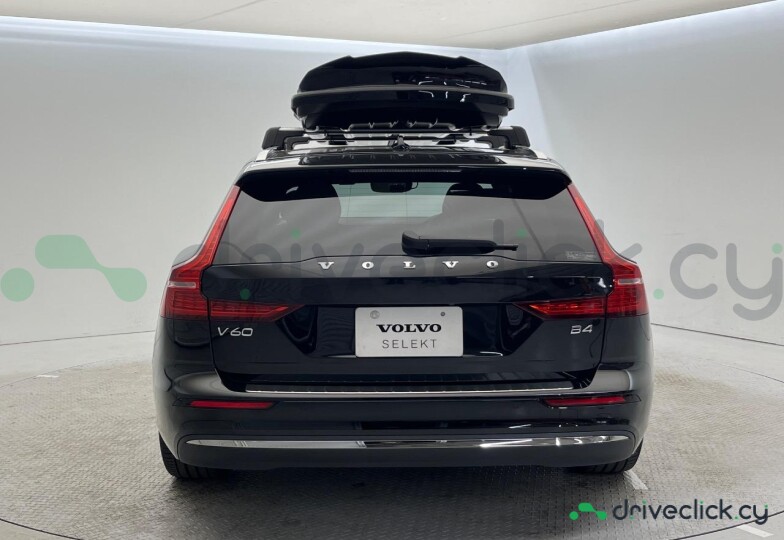 Volvo V60 Black