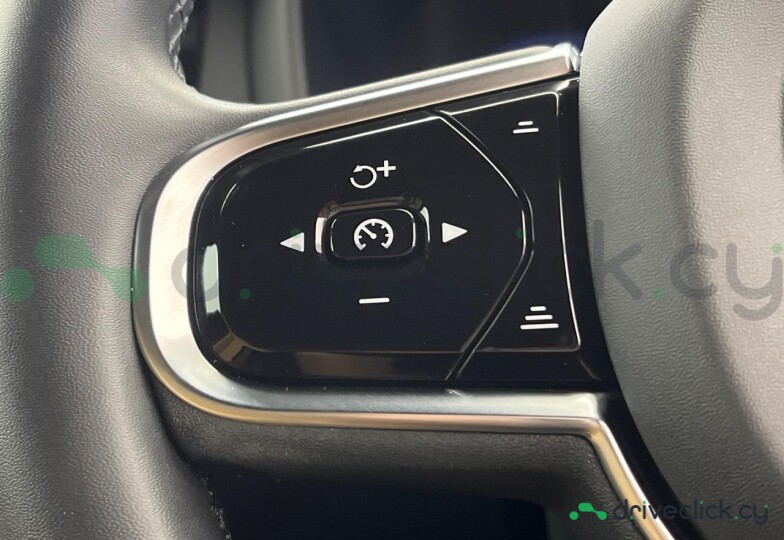 Volvo V60 Black