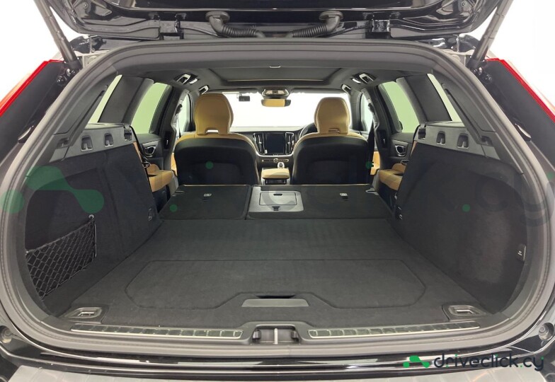 Volvo V60 Black