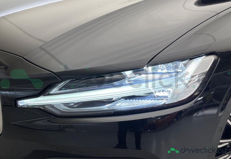 Volvo V60 Black