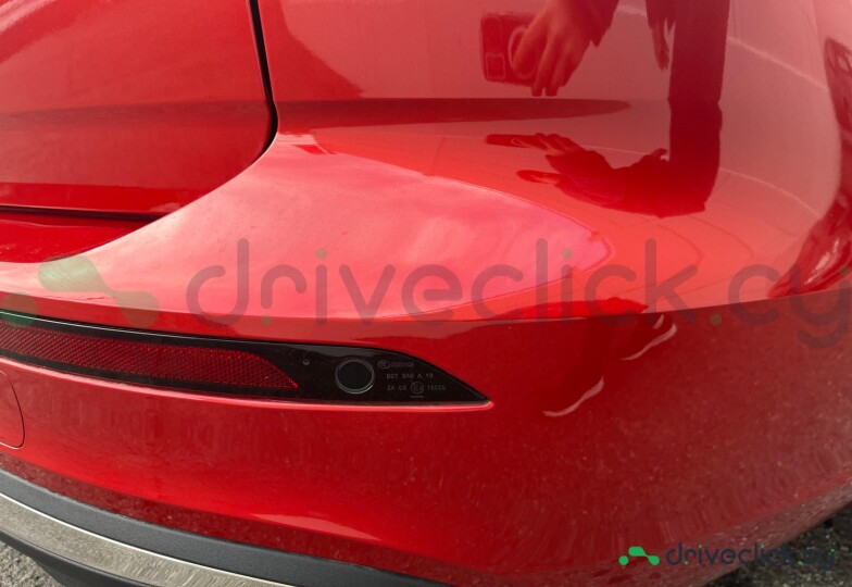 Volvo V60 Red