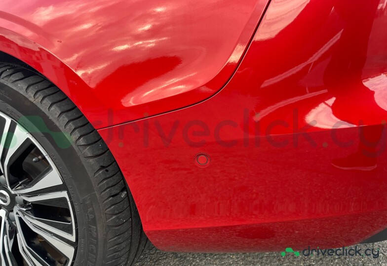 Volvo V60 Red